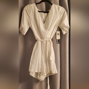 Trixxi White Romper Small